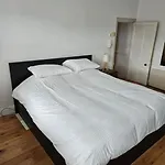 Spacious 3-bedroom In Vibrant 8 * Dublin