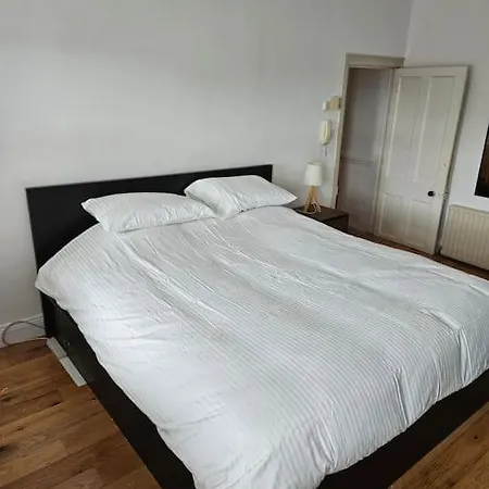 Spacious 3-bedroom In Vibrant 8 * Dublin
