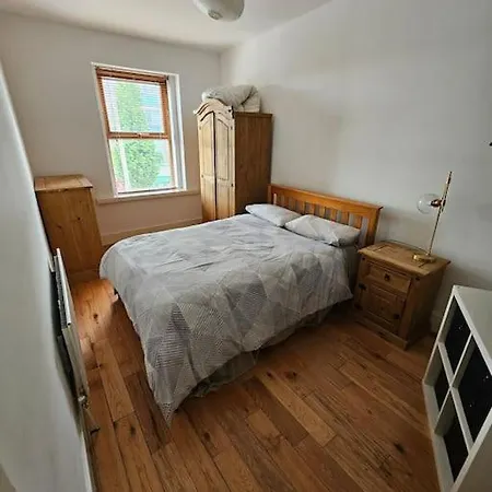 Apartmán Spacious 3-bedroom In Vibrant 8 *
